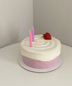 Bánh Dâu Sữa Trắng